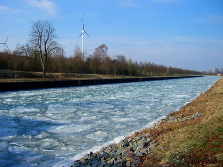 Winter 2012, gefrorenen Kanal Hhe Sperrtor in Holthausen